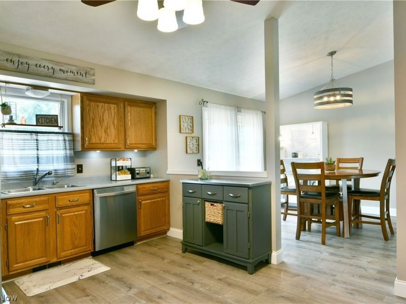 6619 Palmyra Road SW, Warren, OH 44481 Photo 21