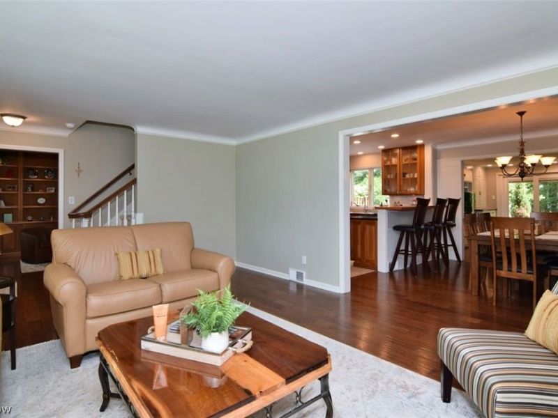 2299 Lalemant Road, University Heights, OH 44118 Photo 2