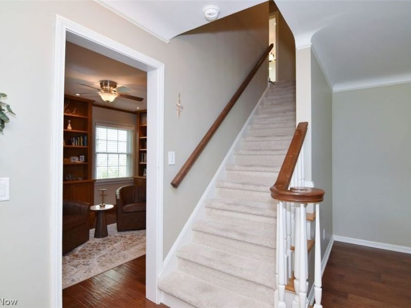 2299 Lalemant Road, University Heights, OH 44118 Photo 9