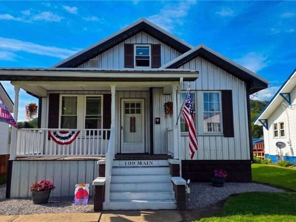 109 Main Street , Powhatan Point, OH 43942