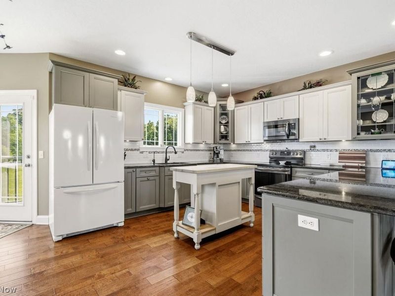 10685 Beech Street NE, Louisville, OH 44641 Photo 10