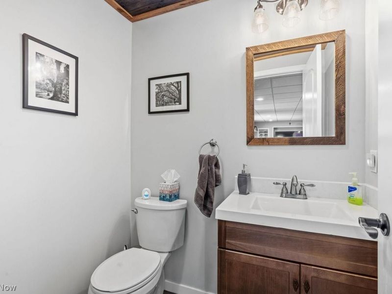 10685 Beech Street NE, Louisville, OH 44641 Photo 27