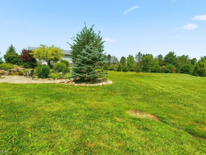 10685 Beech Street NE, Louisville, OH 44641 Photo 39