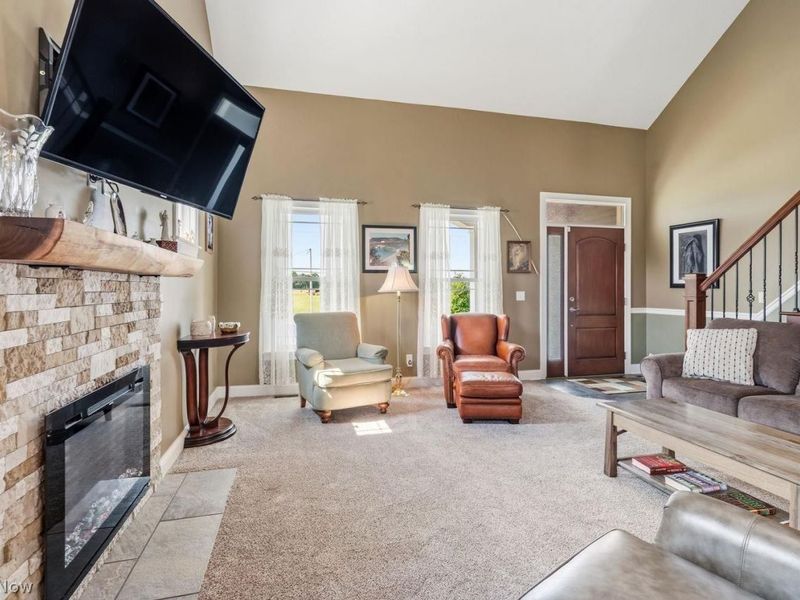 10685 Beech Street NE, Louisville, OH 44641 Photo 5
