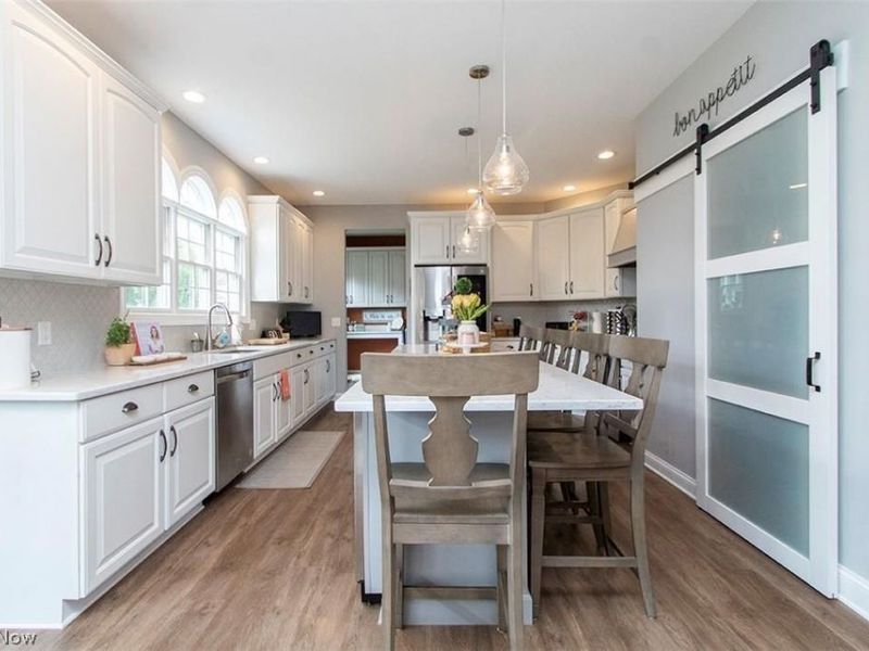 6336 Highland Green Drive, Medina, OH 44256 Photo 6