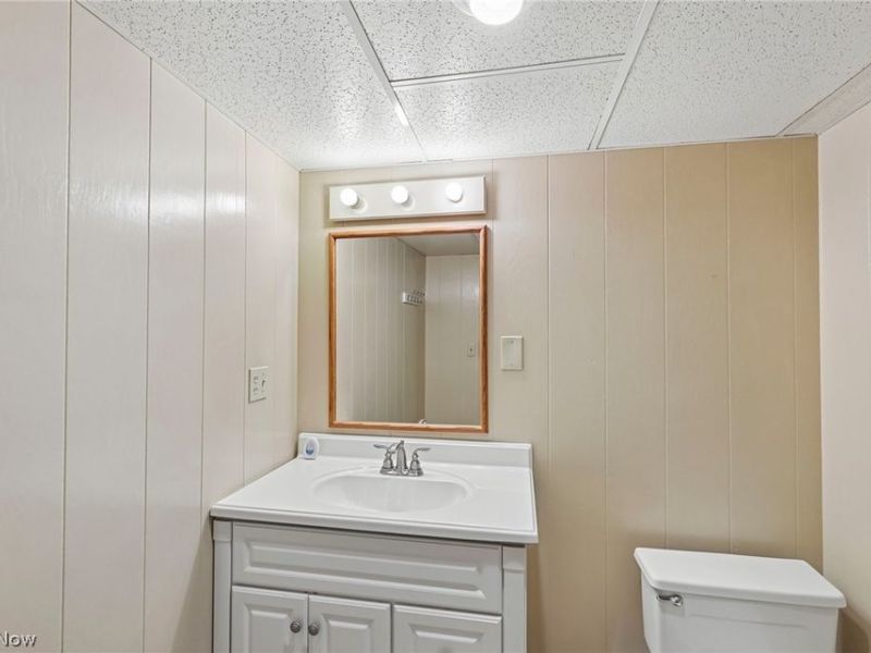 5860 Clement Drive, Lorain, OH 44053 Photo 34