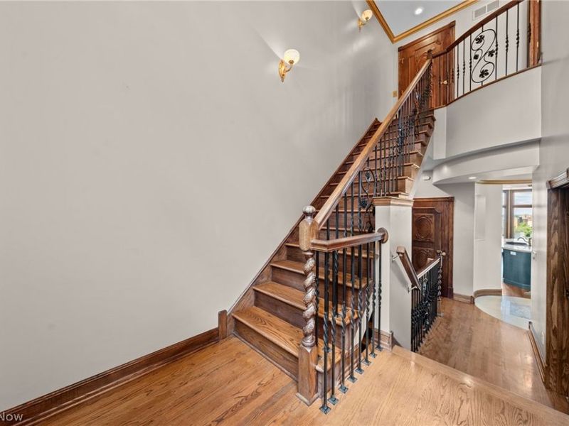 2351 Edgehill Road, Cleveland, OH 44106 Photo 24