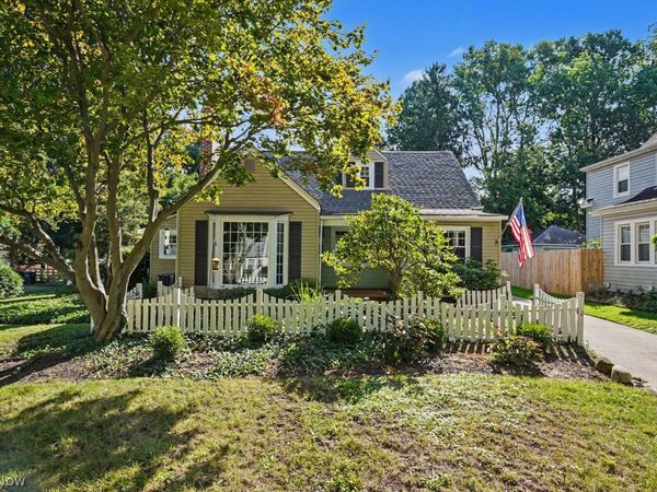 315 Melbourne Avenue, Akron, OH 44313
