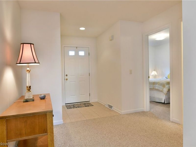 7 Danbury Court NW, Warren, OH 44481 Photo 11