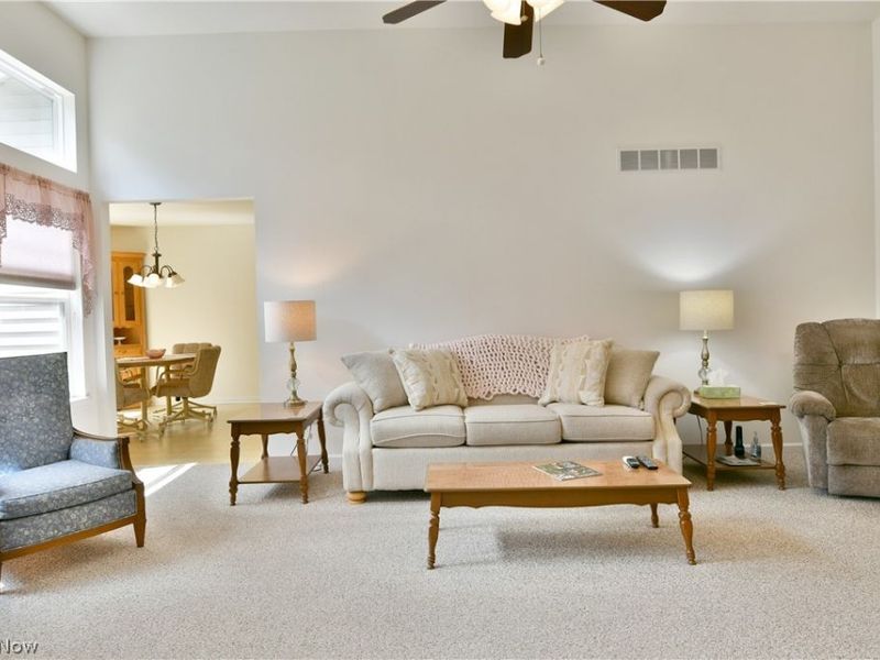 7 Danbury Court NW, Warren, OH 44481 Photo 17