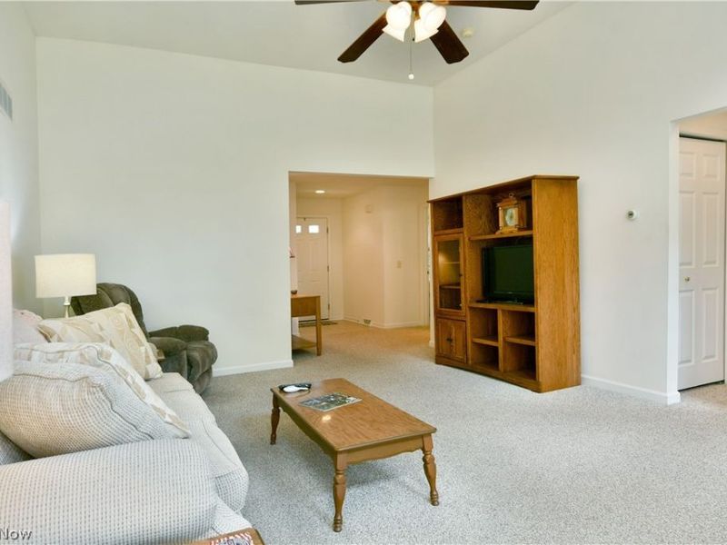 7 Danbury Court NW, Warren, OH 44481 Photo 21