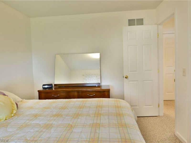 7 Danbury Court NW, Warren, OH 44481 Photo 25