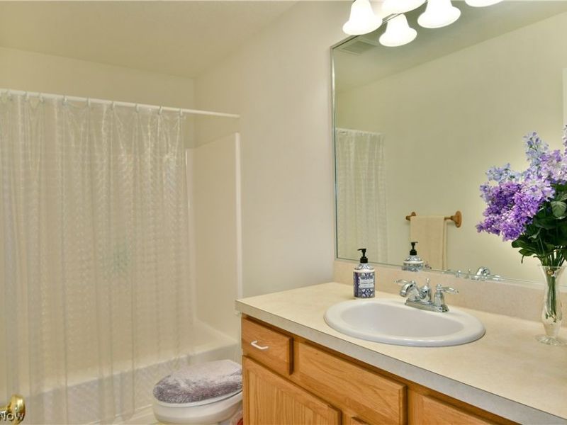 7 Danbury Court NW, Warren, OH 44481 Photo 29