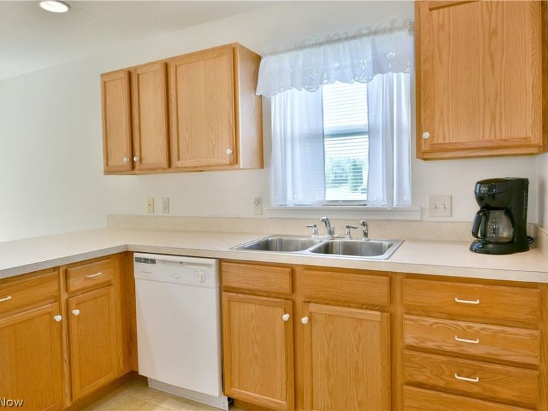 7 Danbury Court NW, Warren, OH 44481 Photo 36