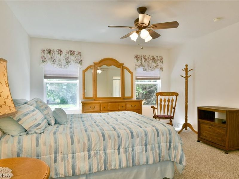 7 Danbury Court NW, Warren, OH 44481 Photo 42