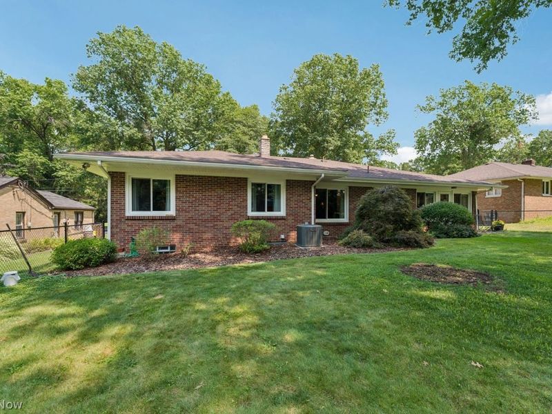 829 Wildwood Drive, Boardman, OH 44512 Photo 22