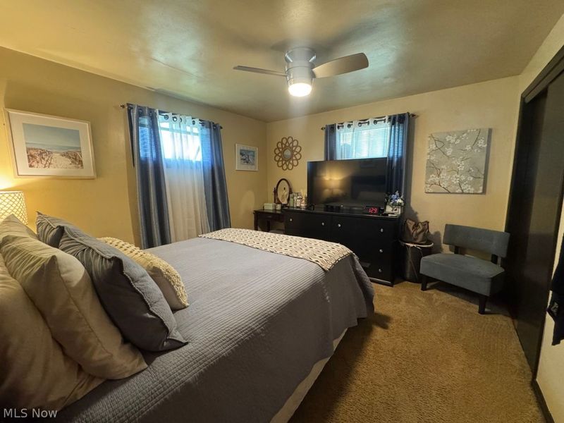 521 Cynthia Drive, Campbell, OH 44405 Photo 10
