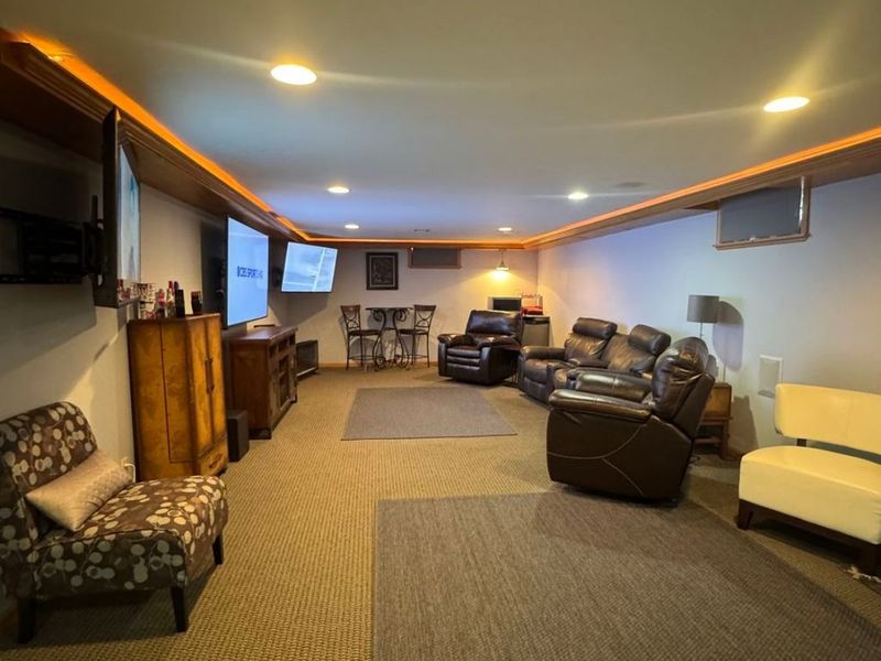 521 Cynthia Drive, Campbell, OH 44405 Photo 17