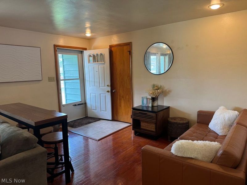 521 Cynthia Drive, Campbell, OH 44405 Photo 4