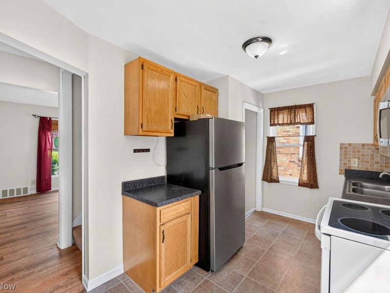4675 W 150th Street, Cleveland, OH 44135 Photo 8