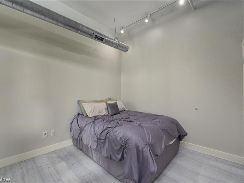 1104 Prospect Avenue, Unit 406, Cleveland, OH 44115 Photo 11
