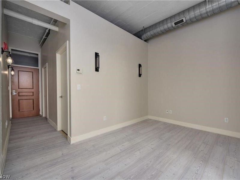 1104 Prospect Avenue, Unit 406, Cleveland, OH 44115 Photo 14
