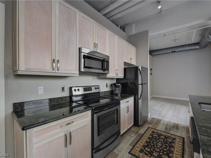 1104 Prospect Avenue, Unit 406, Cleveland, OH 44115 Photo 7