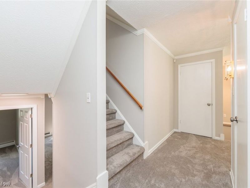 5337 Hampton Drive, North Olmsted, OH 44070 Photo 20