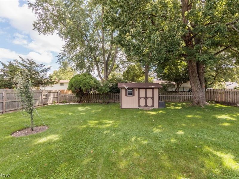 5337 Hampton Drive, North Olmsted, OH 44070 Photo 49