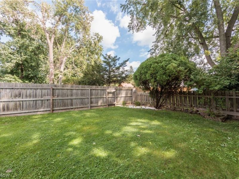 5337 Hampton Drive, North Olmsted, OH 44070 Photo 50