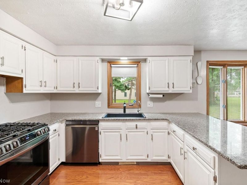 2230 Vixen Street NW, North Canton, OH 44720 Photo 11
