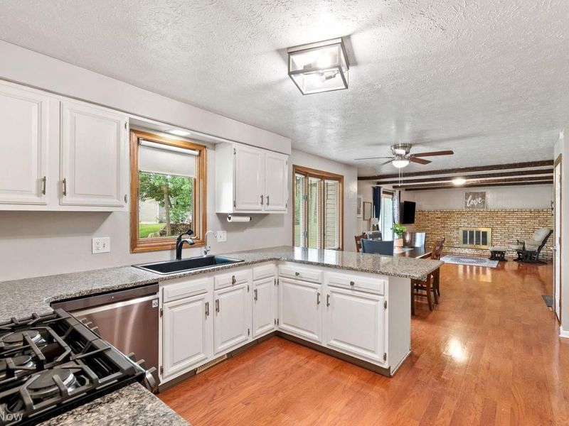 2230 Vixen Street NW, North Canton, OH 44720 Photo 13