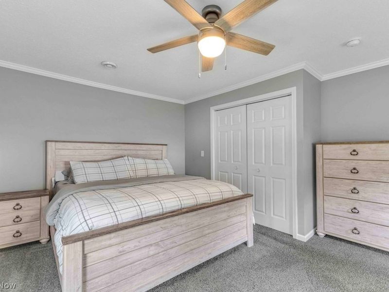 4951 E Lake Road, Sheffield Lake, OH 44054 Photo 18