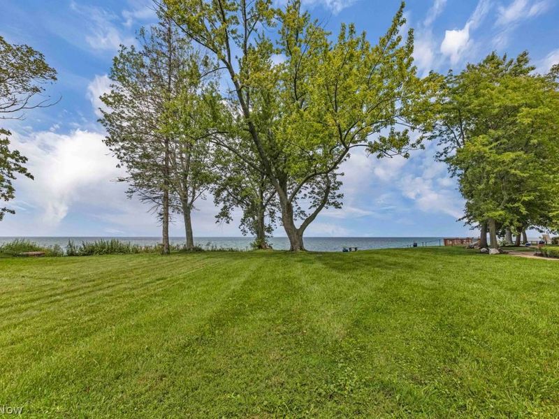 4951 E Lake Road, Sheffield Lake, OH 44054 Photo 34