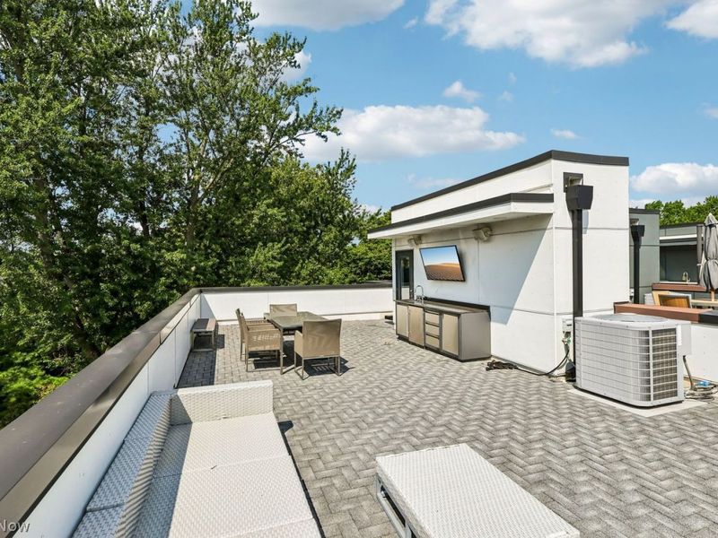 , Unit 5, Cleveland, OH 44102 Photo 32
