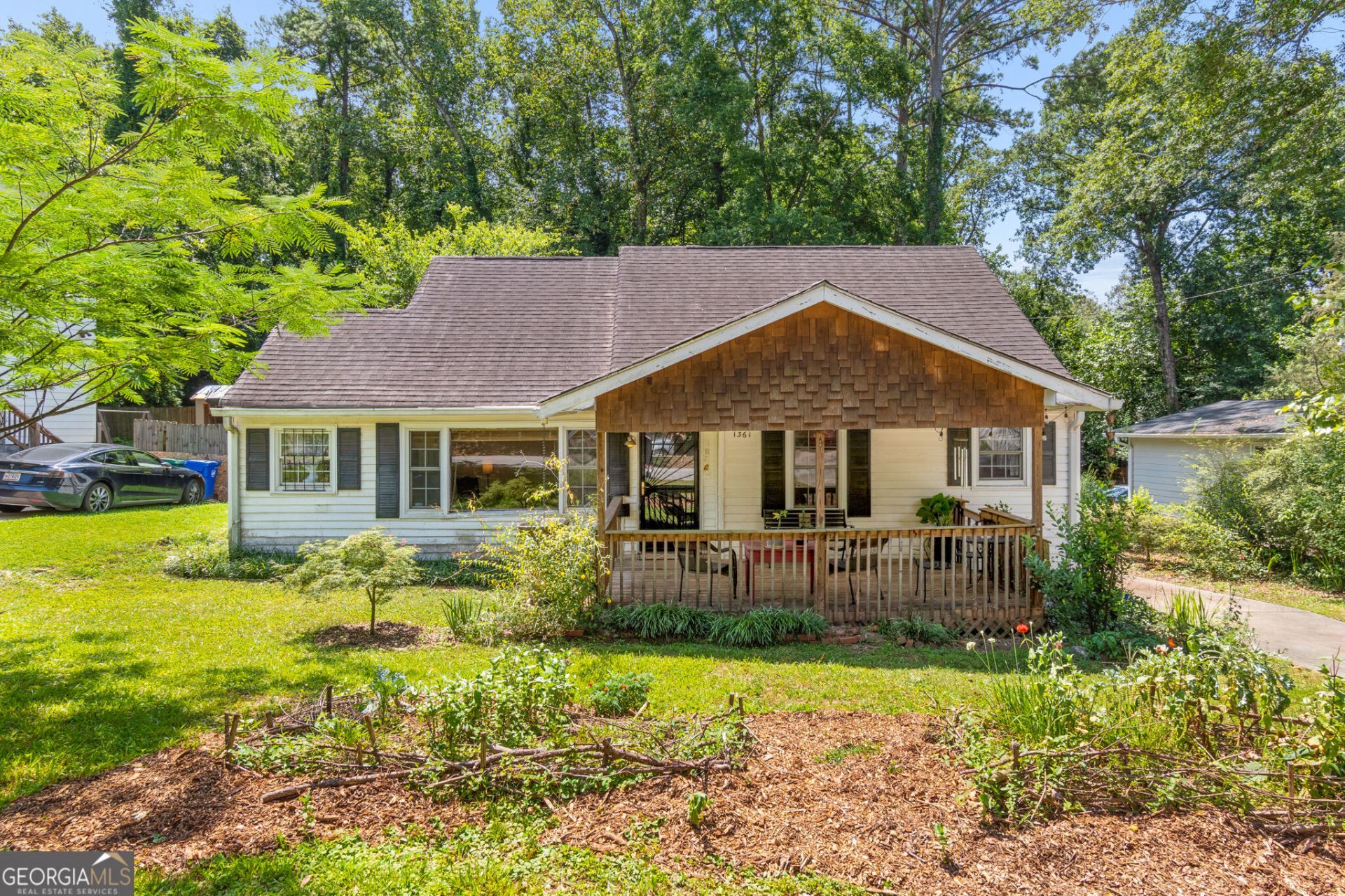 1361 Lochland Road Se, Atlanta, GA 30316 Main Photo