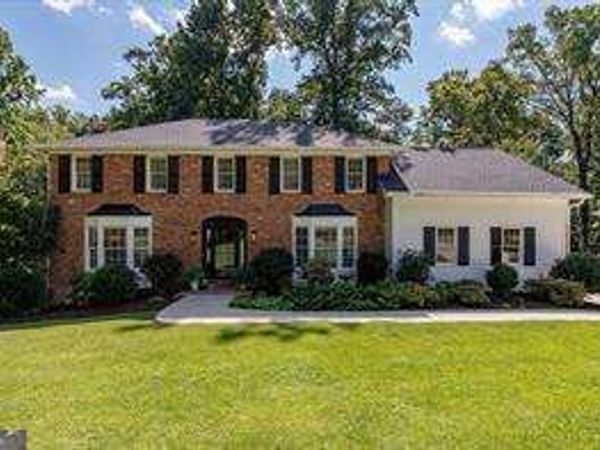 288 Millbrook Farm Road, Marietta, GA 30068