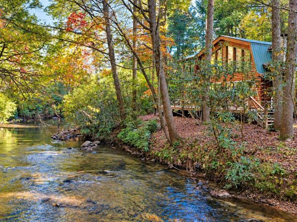 10 Fightingtown Drive, Blue Ridge, GA 30513