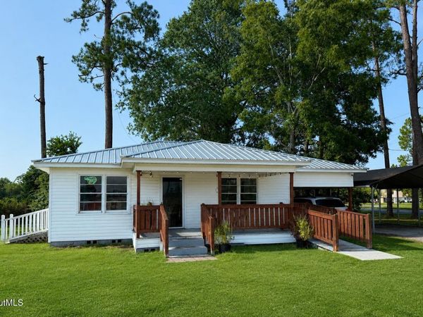 1925 Carswell Avenue , Waycross, GA 31503