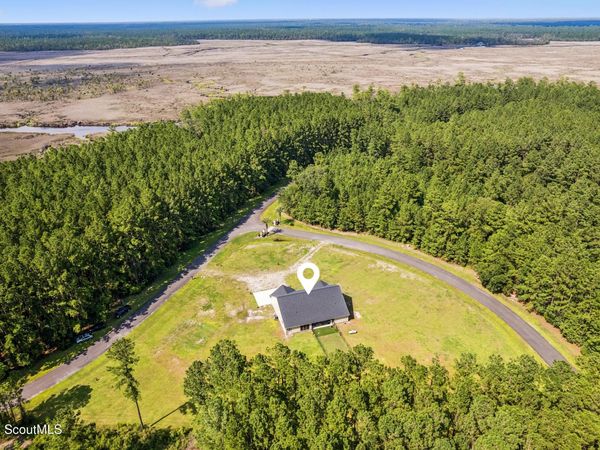92 La Mare Lane , Waverly, GA 31565