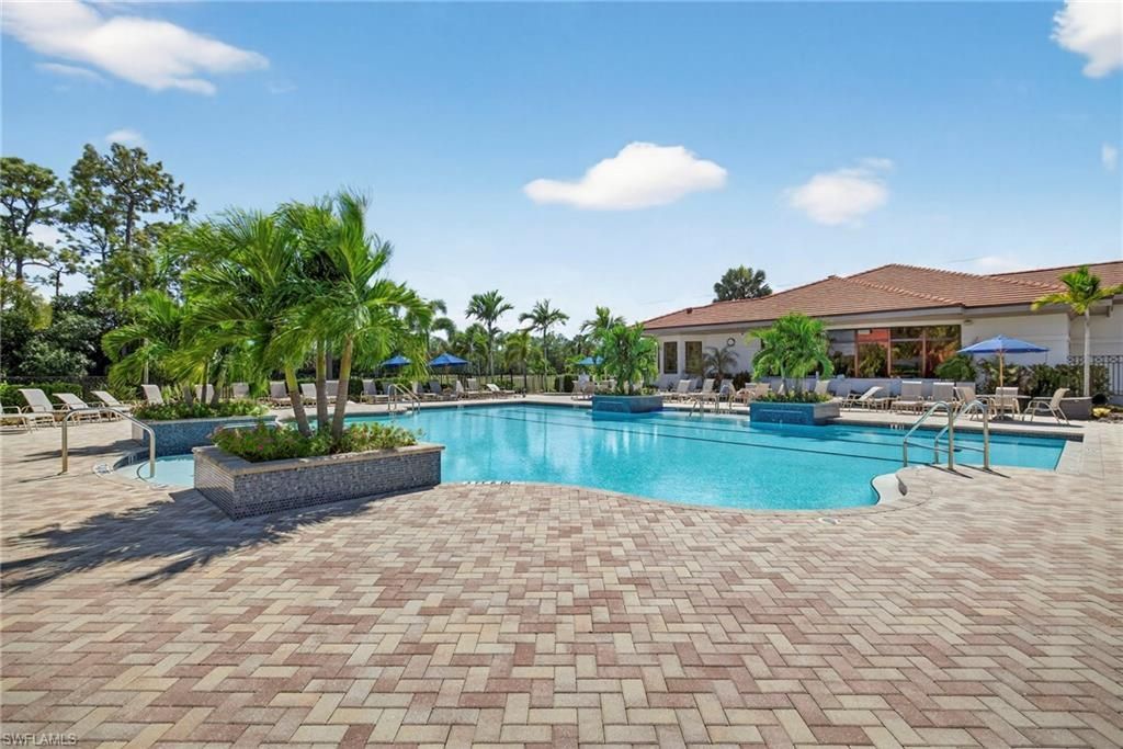 8370 Heritage Links Ct, Unit 2025, Naples, FL 34112 Photo