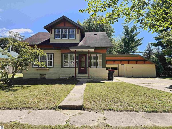 129 Stimson Street W, Reed City, MI 49677