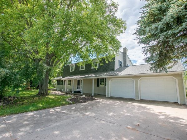 8282 Center Highway S, Traverse City, MI 49684