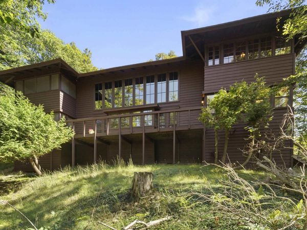 3512 Crystal Drive, Beulah, MI 49617