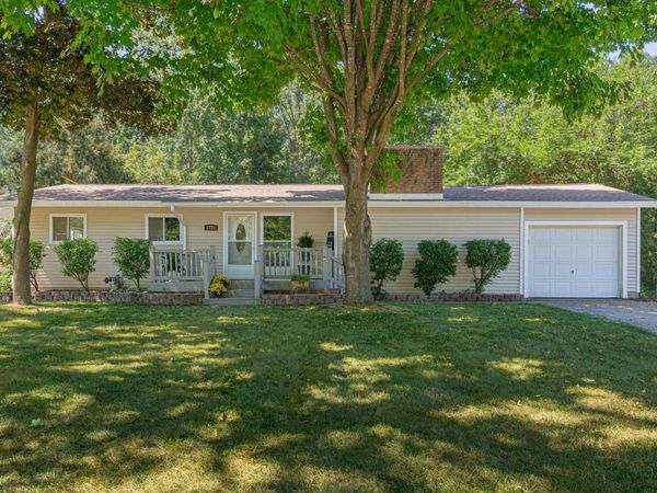 1722 Stockman Road, Mt Pleasant, MI 48858