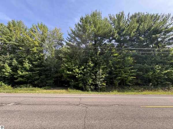 1205 Garfield Road S, Traverse City, MI 49696