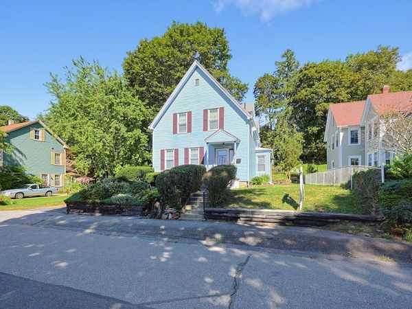 19 Irving St, Spencer, MA 01562