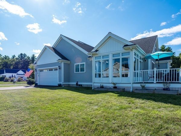 36 Sarahbeth, Unit 44, Rochester, MA 02770