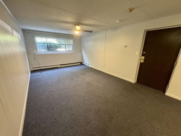 65 Mccormick Ter, Unit 4, Stoughton, MA 02072