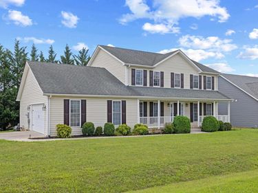 26 DEVONSHIRE CT, FISHERSVILLE, VA 22939